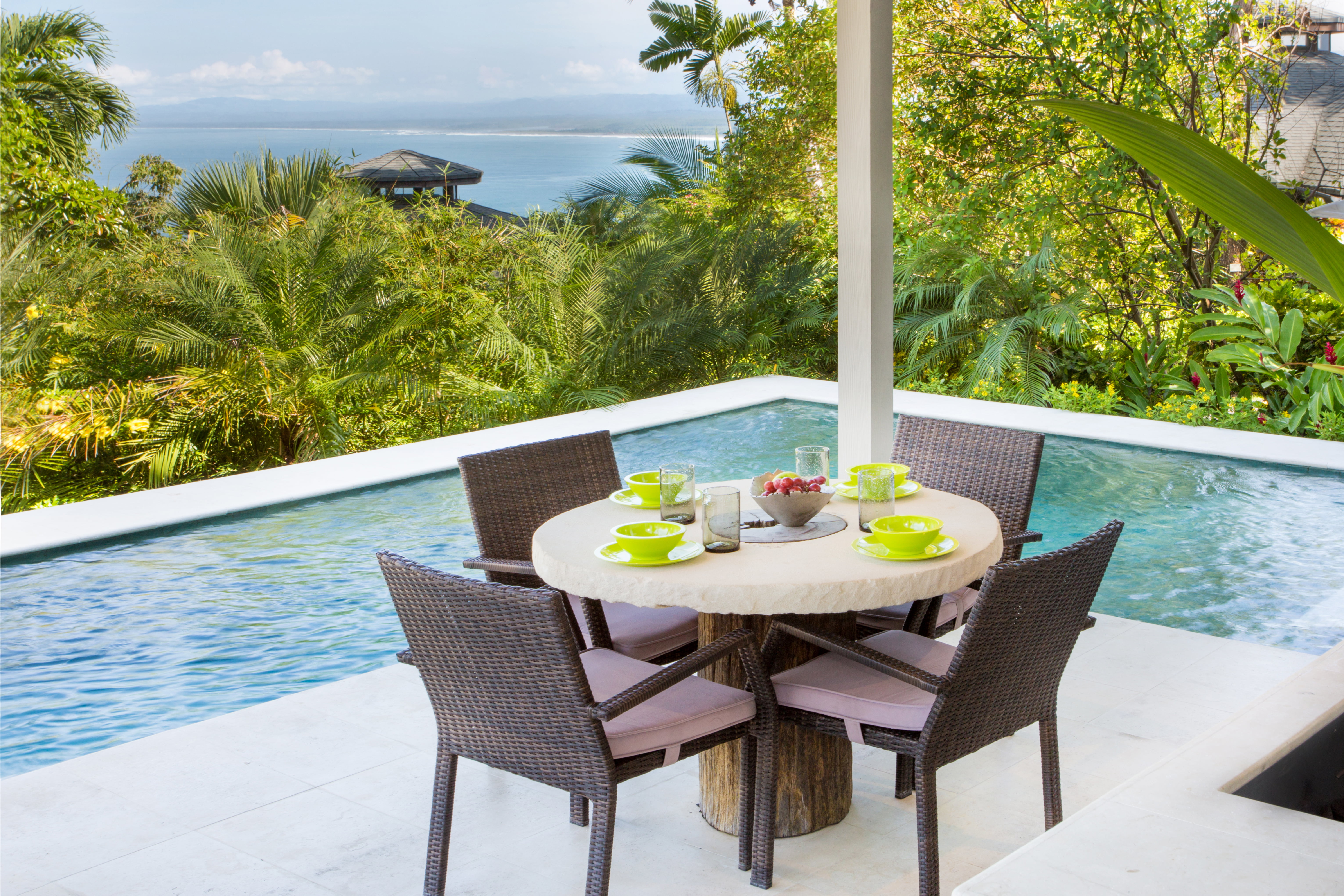 Breakfast by the pool.