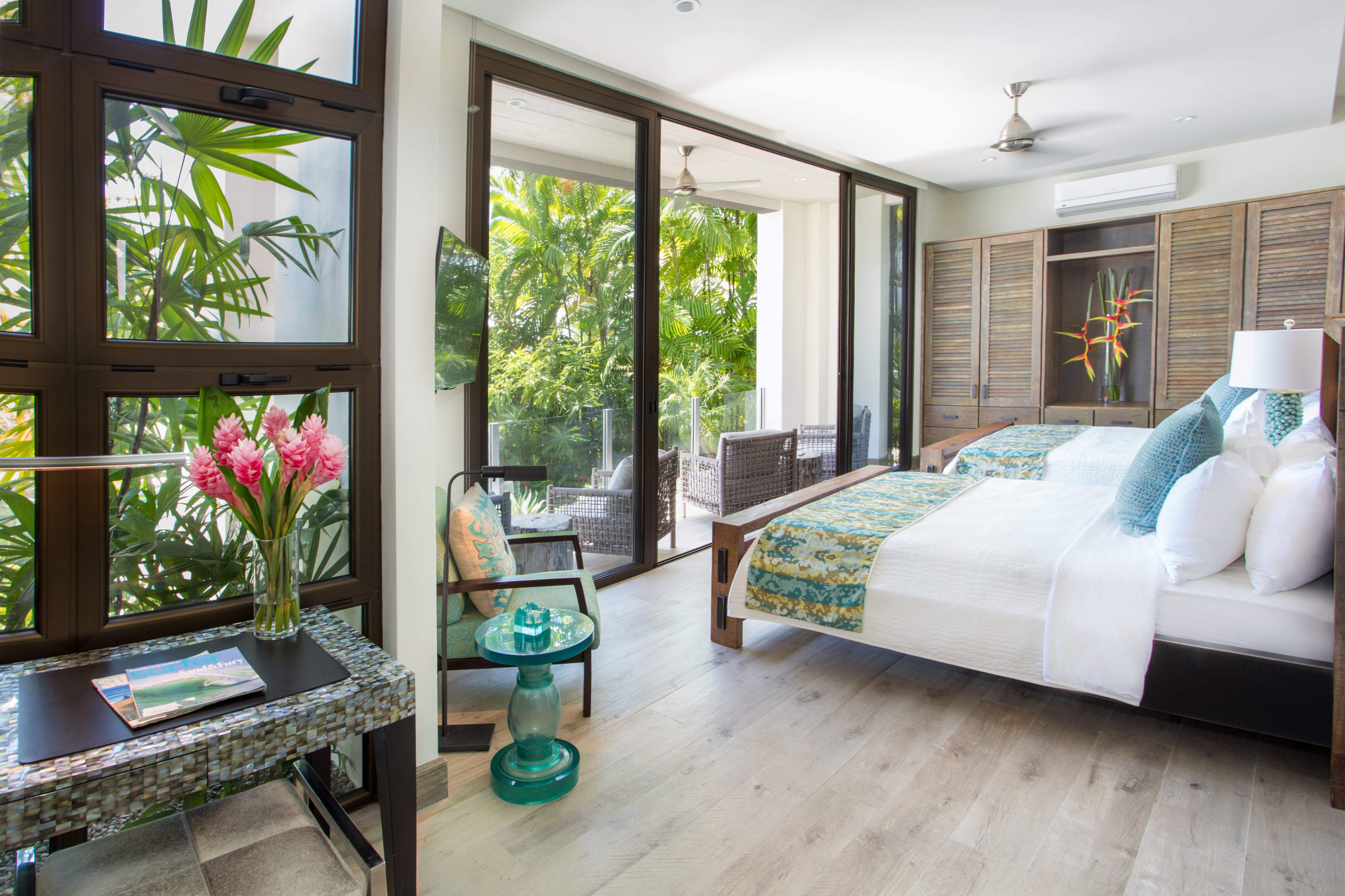 Guest suite - first floor - 2 queen beds